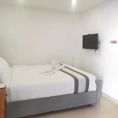 Carstenzs Home Kuta Kuta Lombok Buitenkant foto