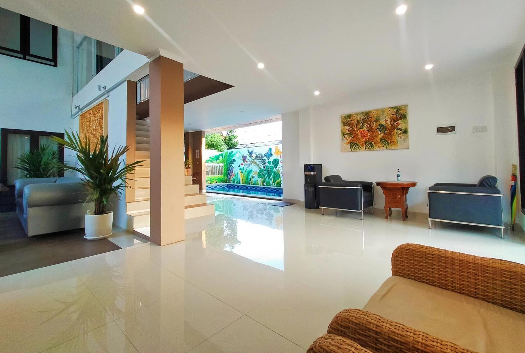 Carstenzs Kuta Homestay